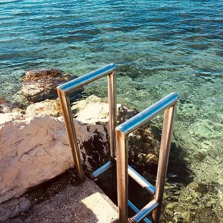 Appartamento Holidays Vir