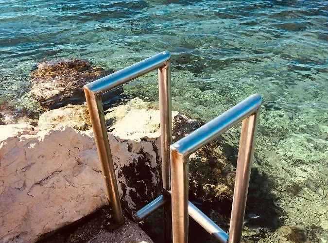 Apartman Holidays Vir