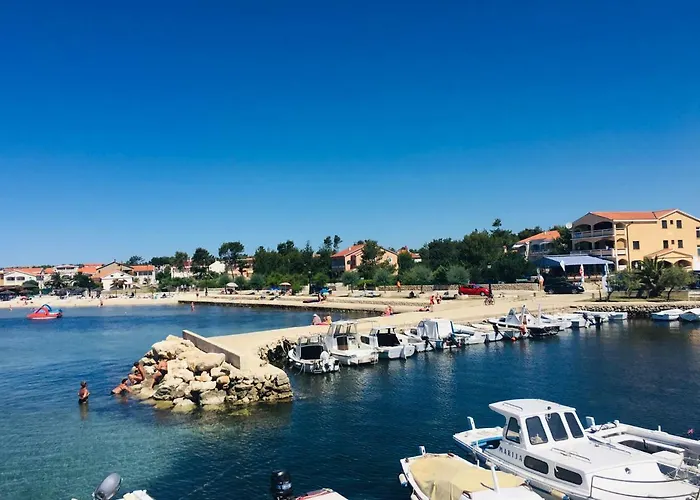 Holidays Apartment Vir