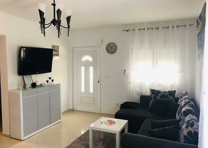 Apartment Holidays *